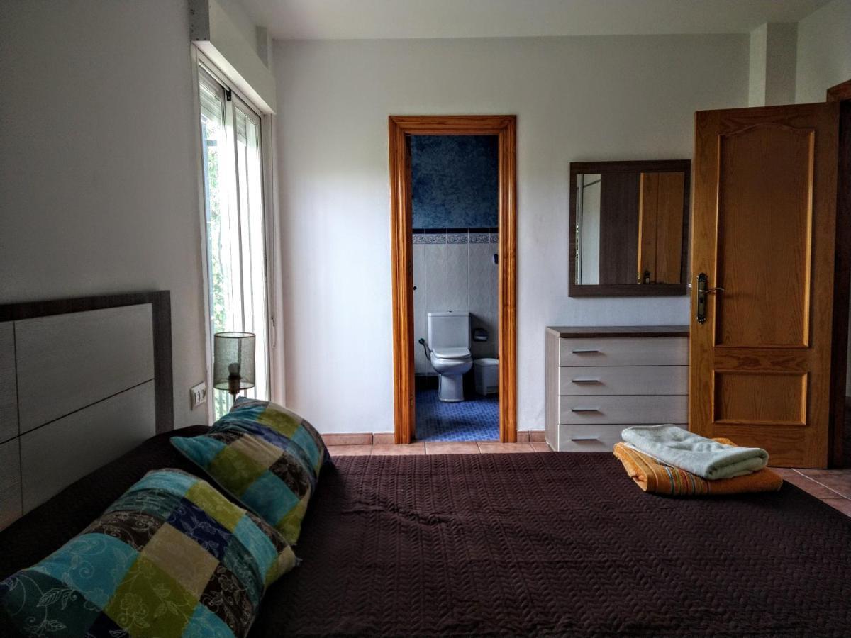 Chalet Con Piscina En นีคาร์ ภายนอก รูปภาพ